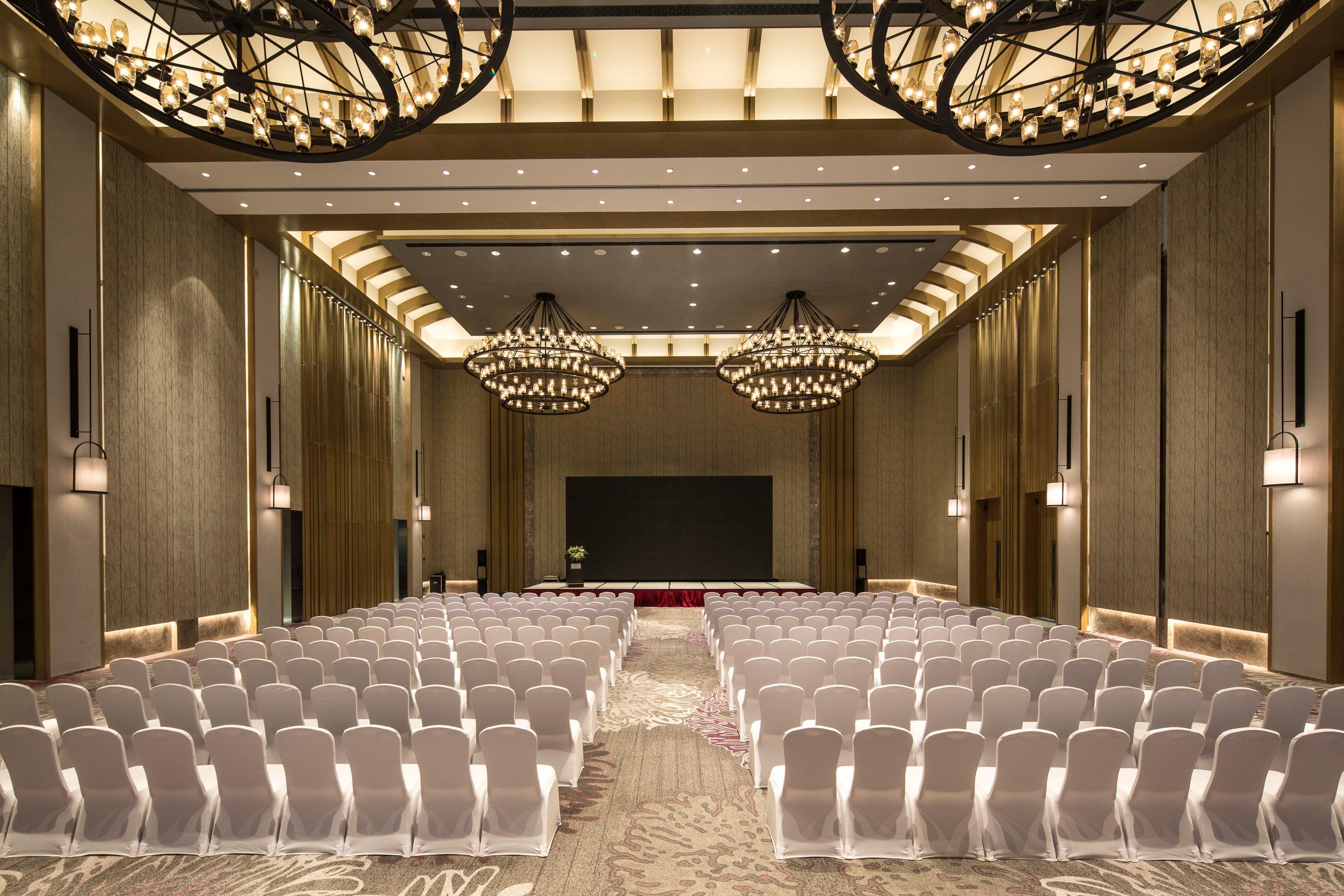 Отель Crowne Plaza Qingdaoorientalmoviemetropolis By Ihg Экстерьер фото