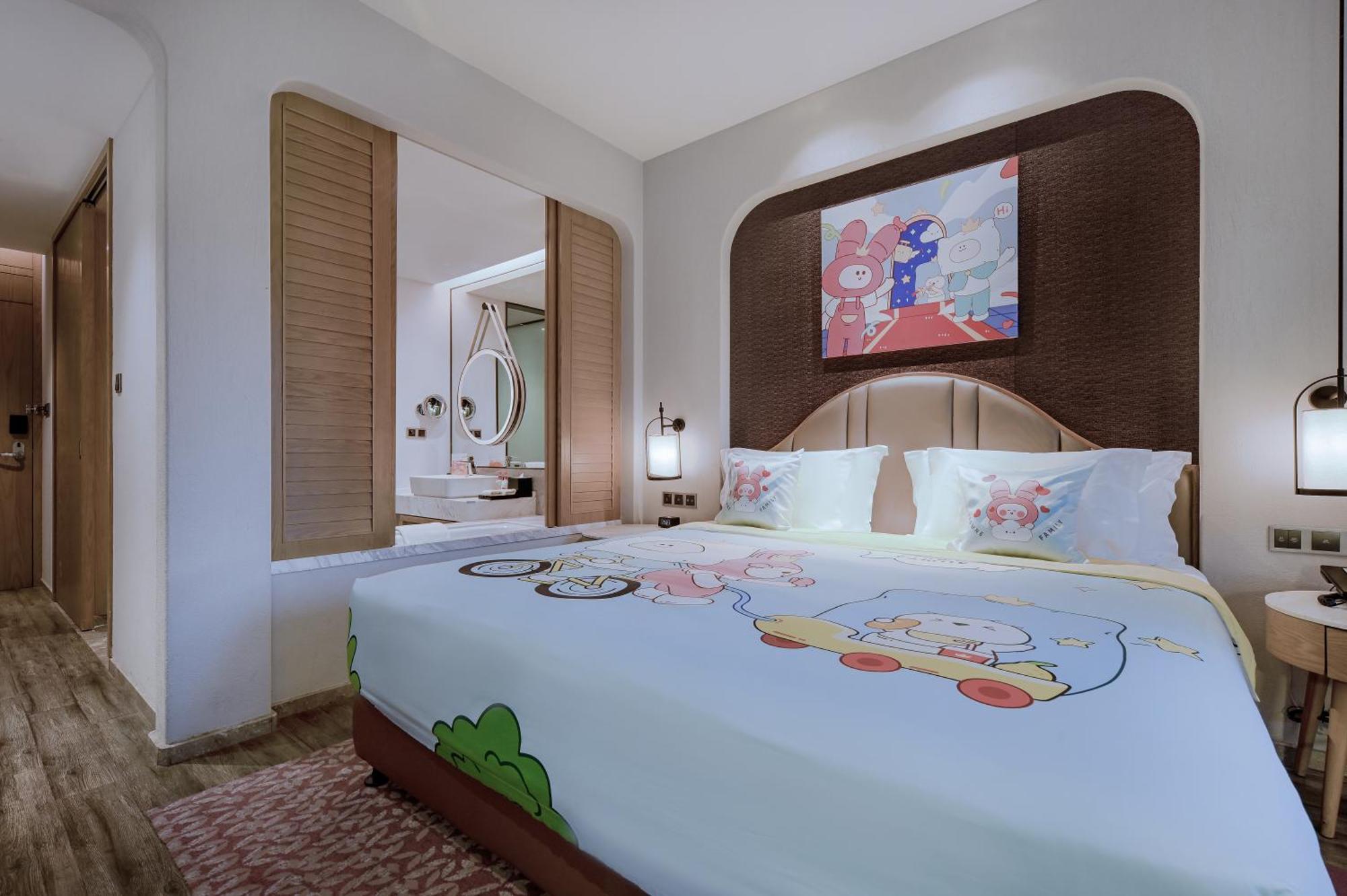 Отель Crowne Plaza Qingdaoorientalmoviemetropolis By Ihg Экстерьер фото
