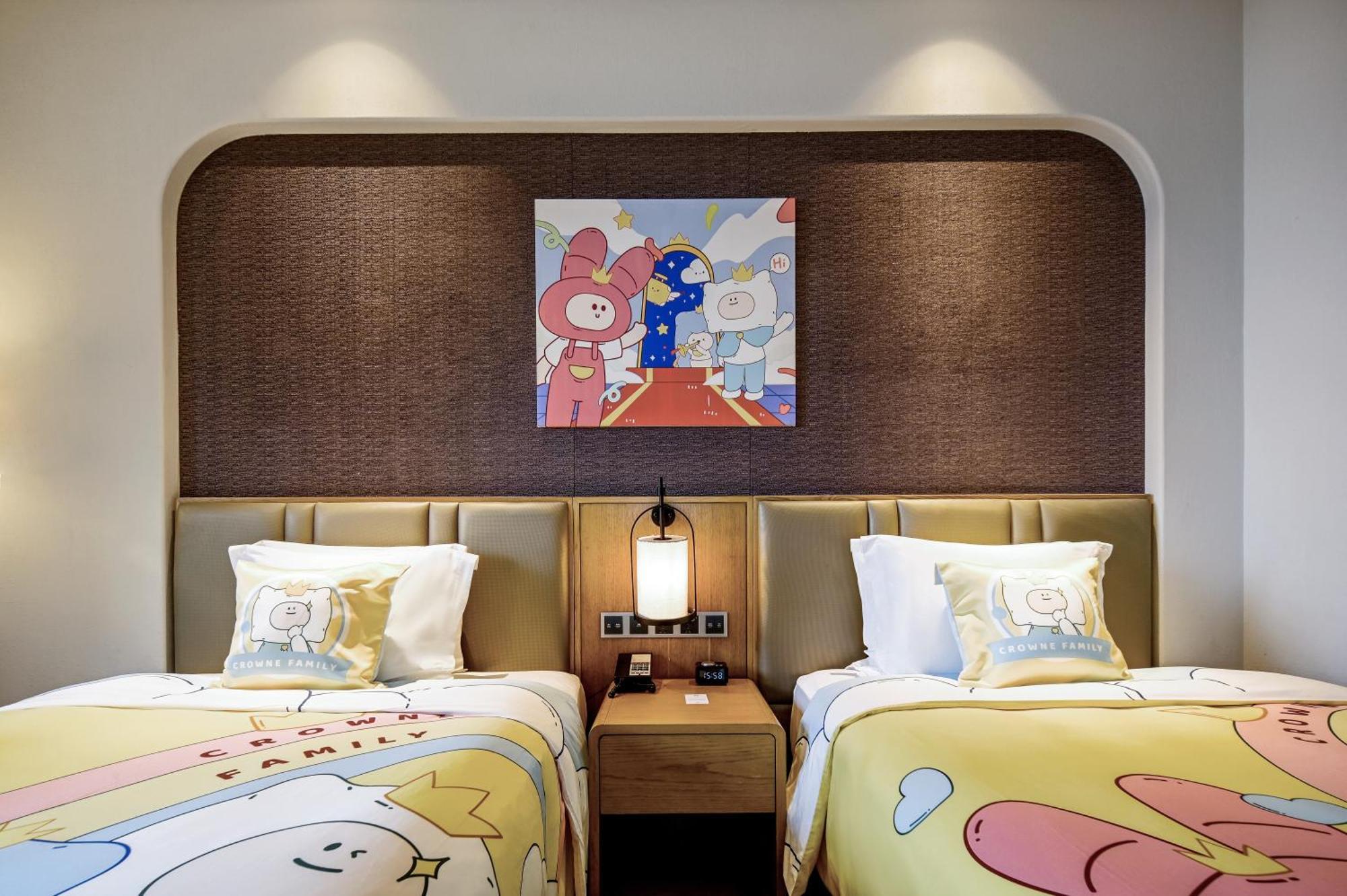 Отель Crowne Plaza Qingdaoorientalmoviemetropolis By Ihg Экстерьер фото