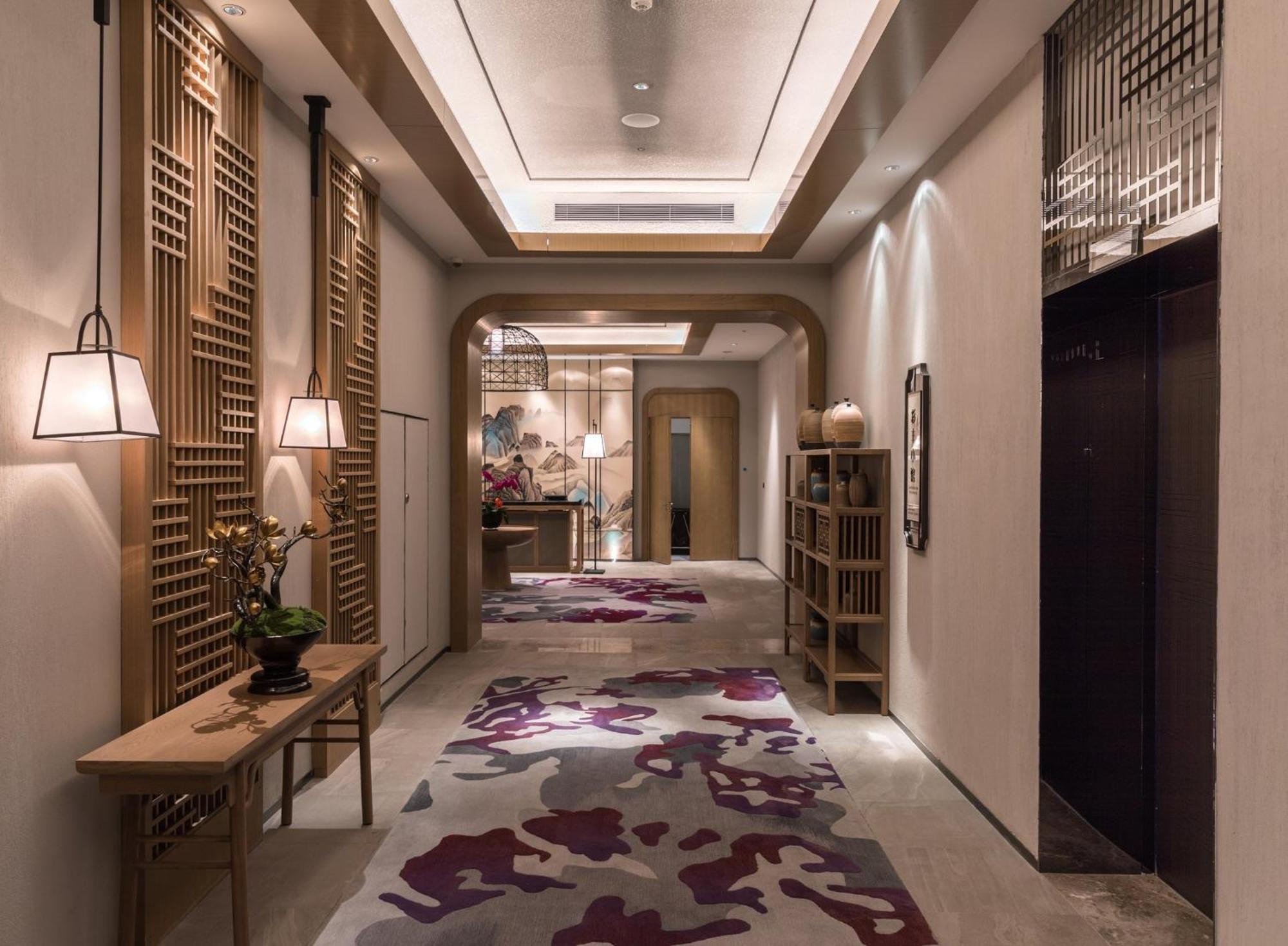 Отель Crowne Plaza Qingdaoorientalmoviemetropolis By Ihg Экстерьер фото